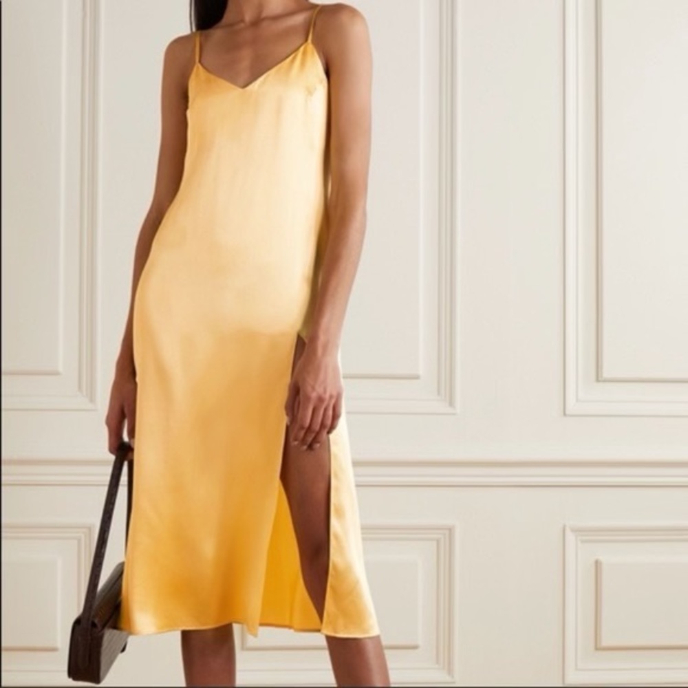 NWT Reformation Britten Dress in Lemon - size M